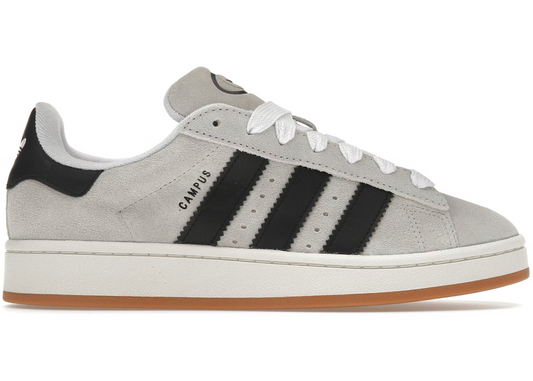 Adidas Campus 00's Crystal White Core Black
Dette er de perfekte og unikke, Campus 00s som er perfekte til enhver lejlighed. De er et sikkert valg, hvis du vil skille dig ud fra mængden. 
Perfekt valg for enhver Adidas elsker
set fra siden