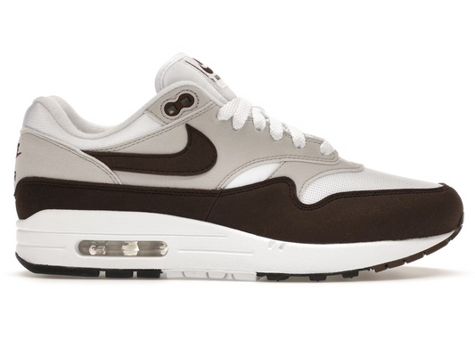 Nike_Air_Max_1_Baroque Brown 
De perfekte Air max 1 fra Nike af. Disse sneakers går godt til de fleste outfits. De er sikrede at få dig til at skille dig ud. Perfekte Sneakers til enhver lejlighed