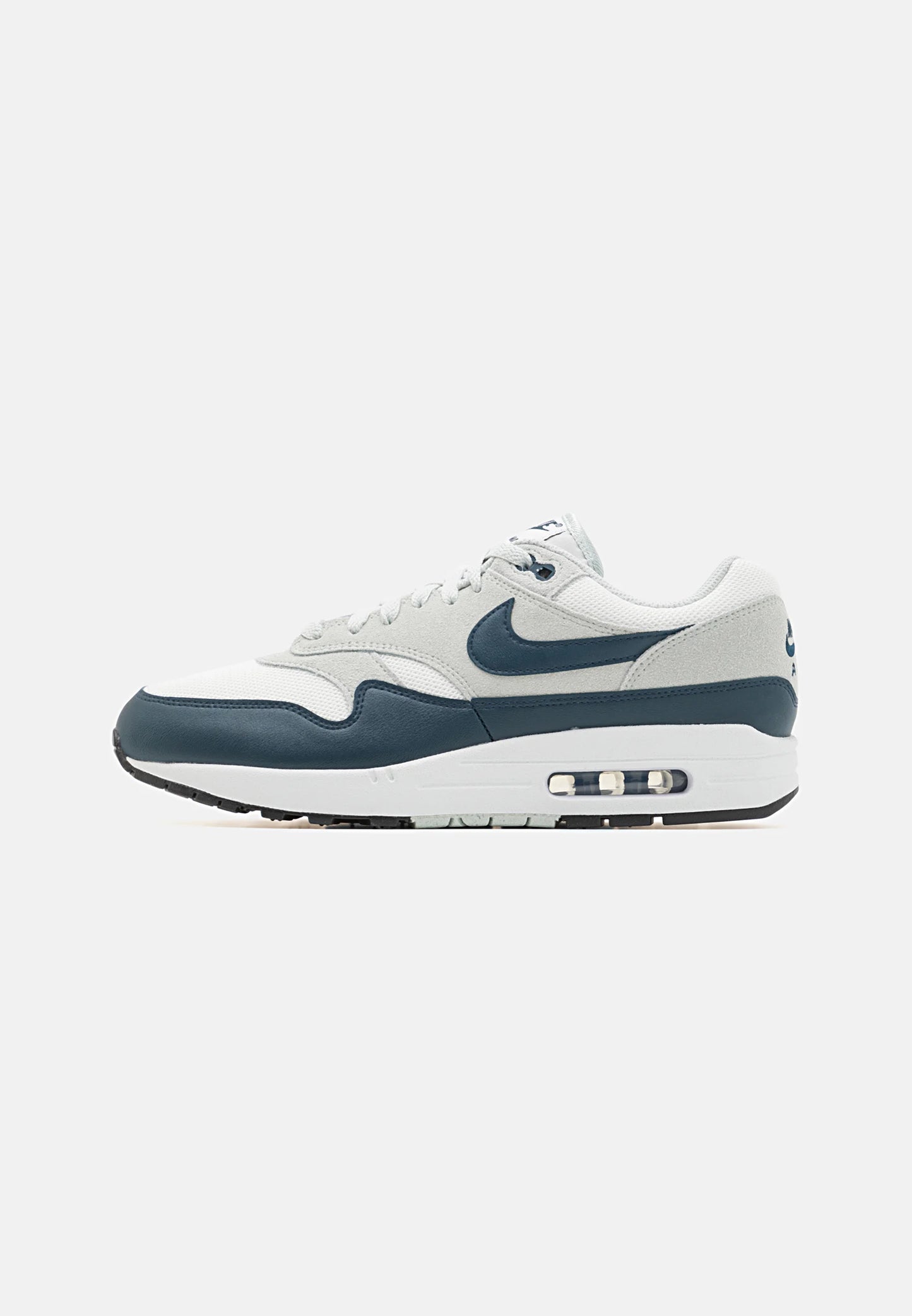 Nike Air Max 1 light army 
De perfekte Air max 1 fra Nike af. Disse sneakers går godt til de fleste outfits. De er sikrede at få dig til at skille dig ud. Perfekte Sneakers til enhver lejlighed.