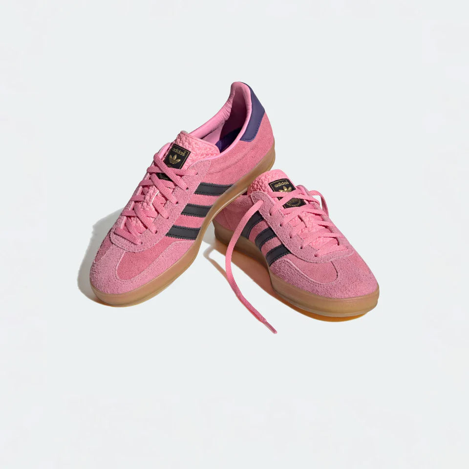 Adidas Gazelle indoor Bliss pink, den perfekte sneaker til hverdagen. 
set fra toppen