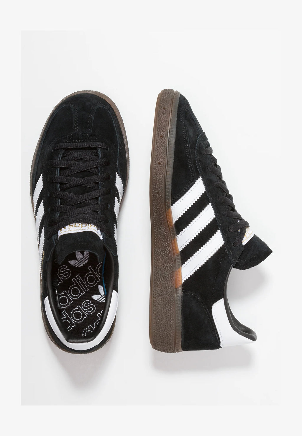Adidas Handball Spezial Black Gum
Den perfekte sneaker, klassisk med et lille pift. Du får her en af de helt klassiske sneakers, med et lille twist. Den sikre et frisk og moderne look. Shop Adidas Handball Spezial idag
set fra toppen