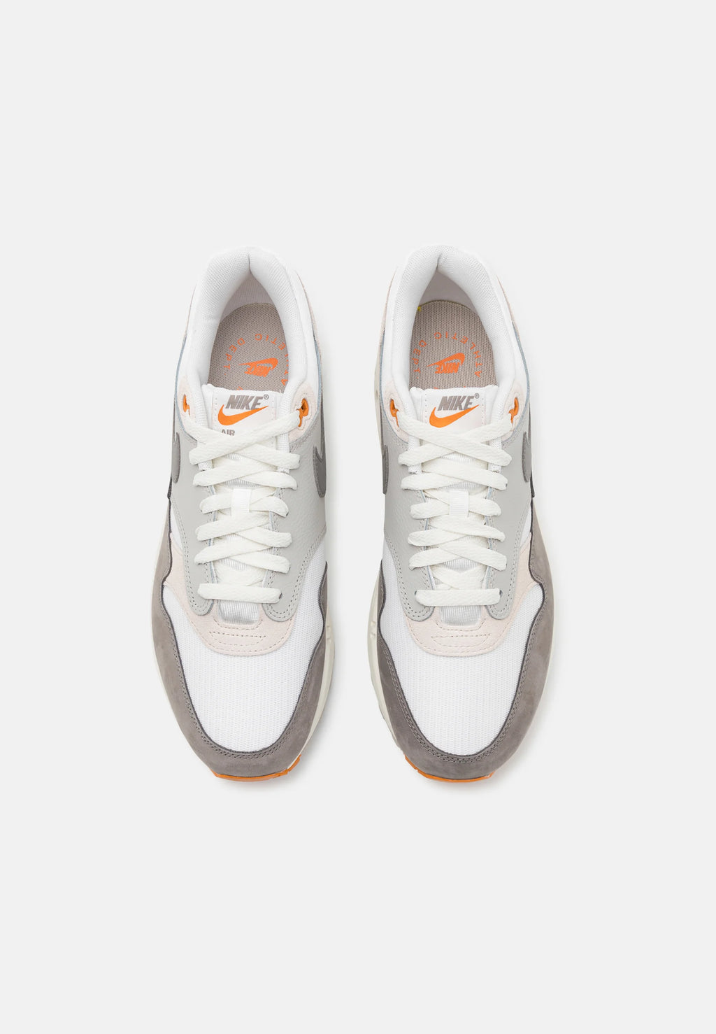 Nike_Air_Max_1_Light iron ore
De perfekte Air max 1 fra Nike af. Disse sneakers går godt til de fleste outfits. De er sikrede at få dig til at skille dig ud. Perfekte Sneakers til enhver lejlighed
set fra toppen