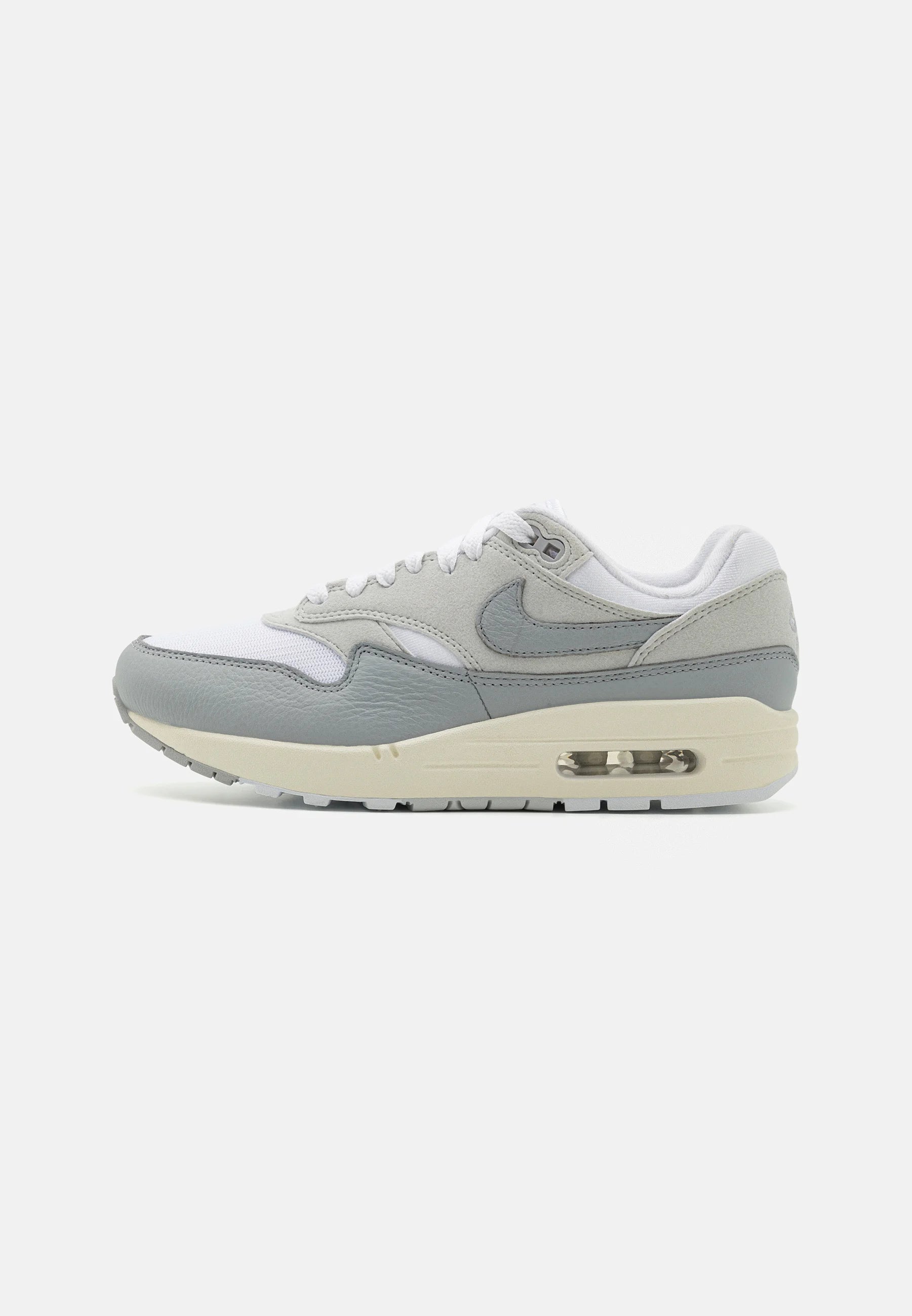 Nike Air Max 1 '87 Pure Platinum
set fra siden