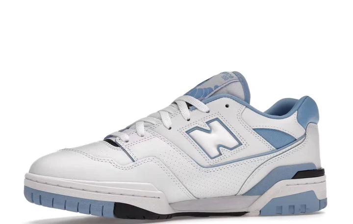 New Balance 550 “UNC Blue White”
set fra siden